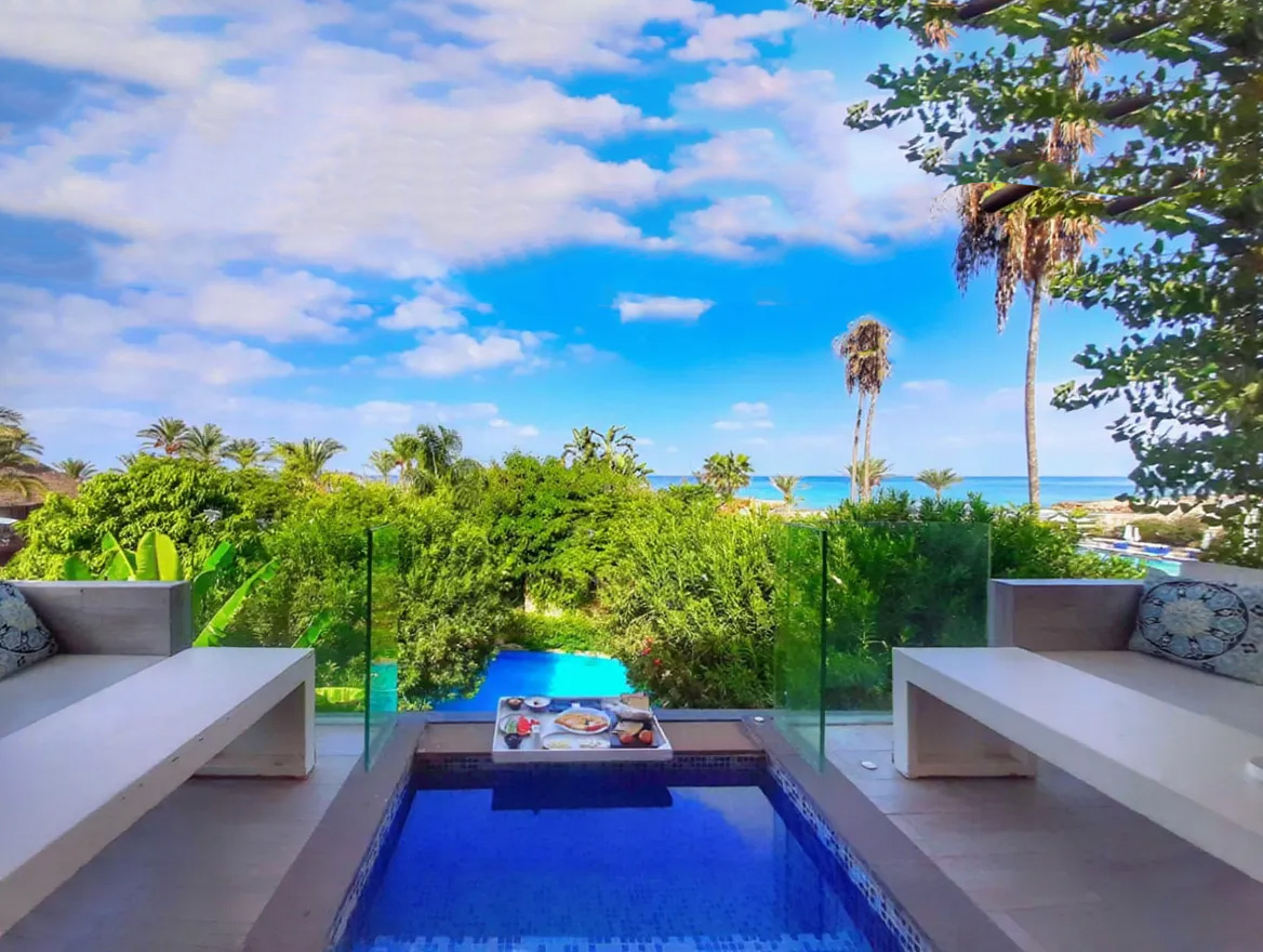 7 Heaven- Private Bungalow with Private Jacuzzi